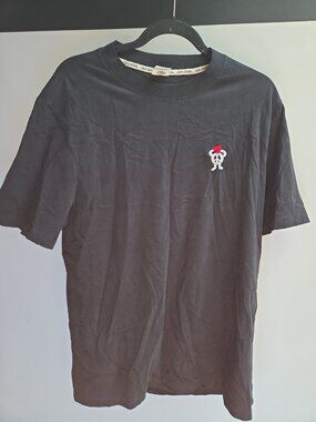 New Triple Five Soul  T-Shirt Men’s Medium Peacework Embroidered No Tags New